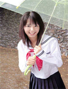 lol本子-11孩岁女被A片黑人黑与白